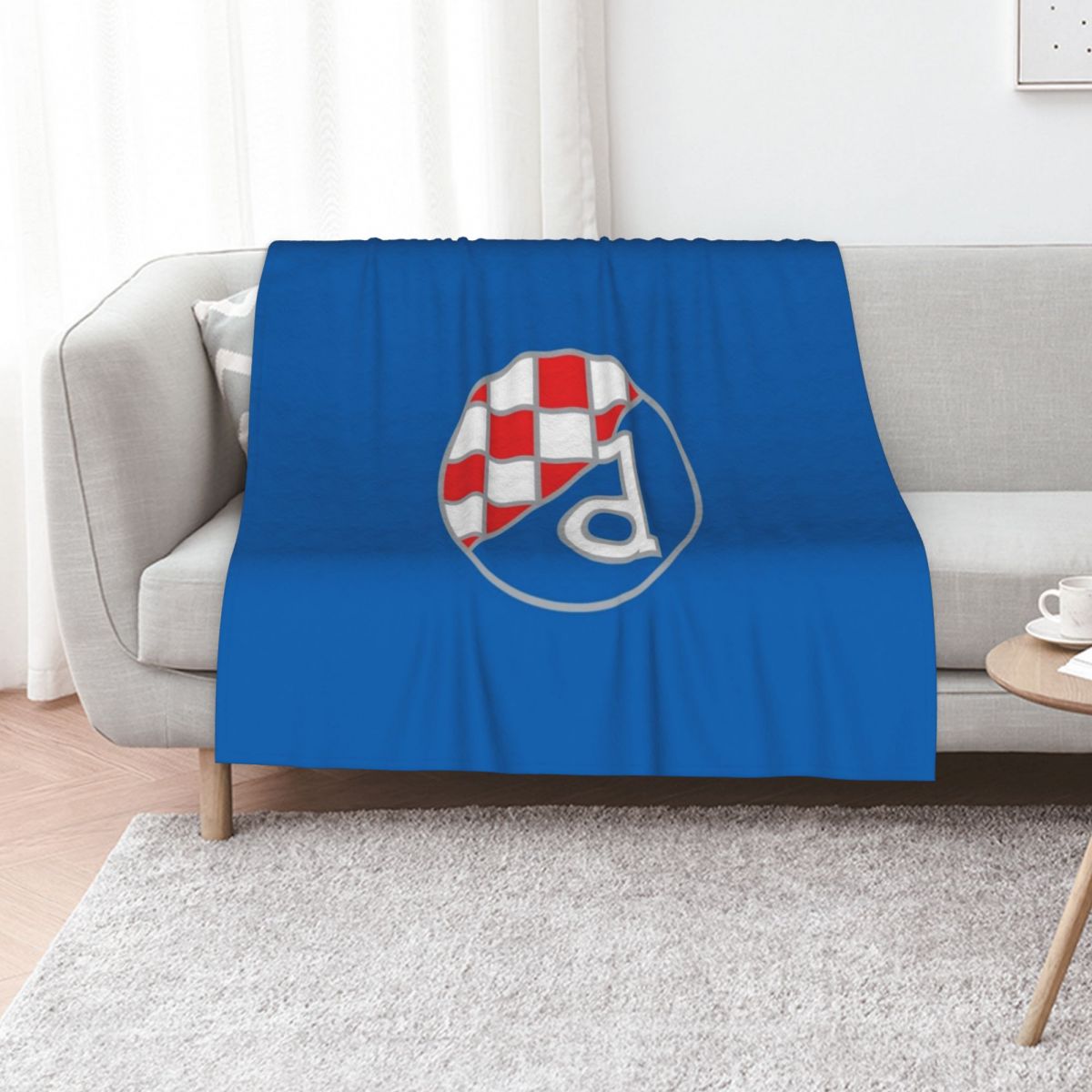 3D Printing Zagreb - بطانية ناعمة كبيرة من نادي دينامو